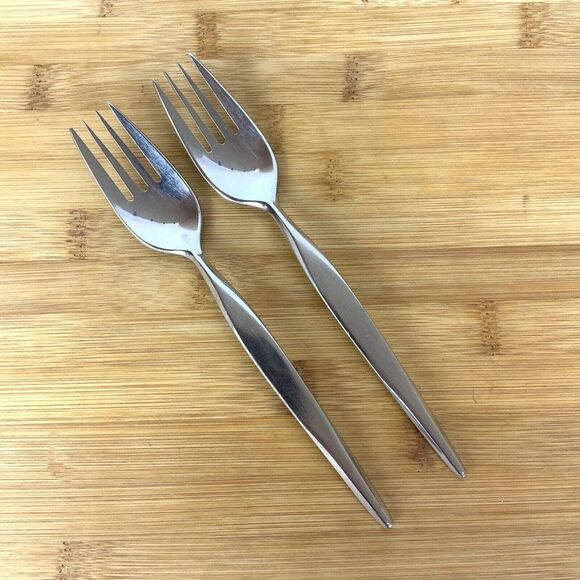 Oneida Thor 2 Dinner Forks Stainless Steel Flatware Satin Tapered Handle Japan - Picture 1 of 4